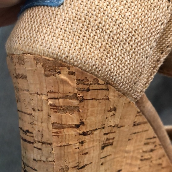 TOM’S cork wedges. Size 6 - Picture 4 of 9